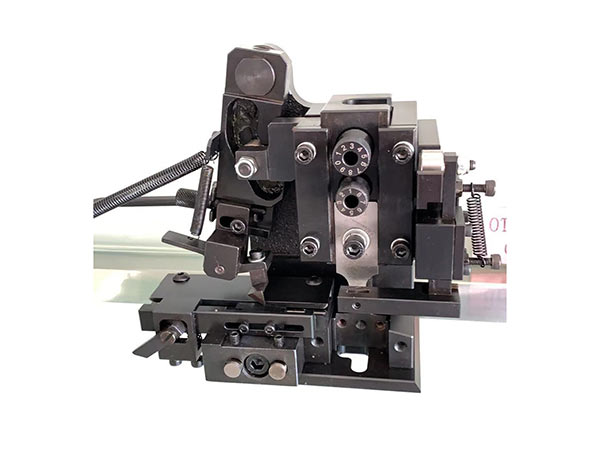 端子机模具